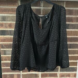 Women’s Torrid, Peplum Chiffon Chip Heart Blouse, Size 00 (M/L), Black,Valentine